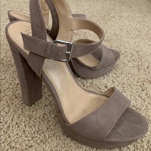 Lauren conrad platform heels